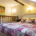 D'hotes Le Petit Tertre Bed and Breakfast