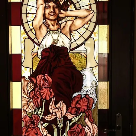 D'hotes Le Petit Tertre 4*