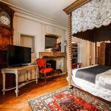 D'hotes Le Petit Tertre Bed and breakfast