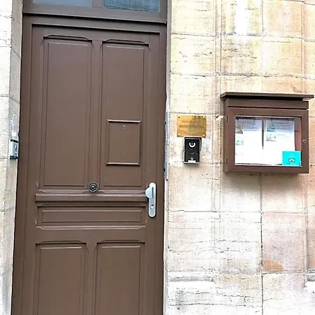 D'hotes Le Petit Tertre לינה וארוחת בוקר 3*