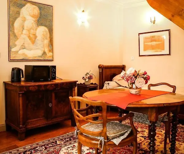 D'hotes Le Petit Tertre Дижон