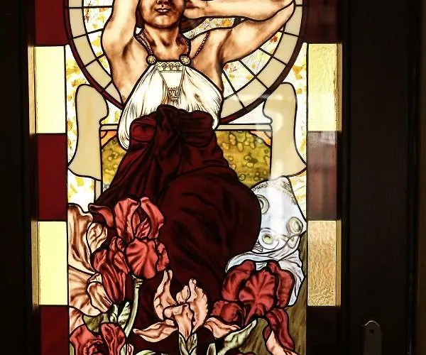 D'hotes Le Petit Tertre 4*