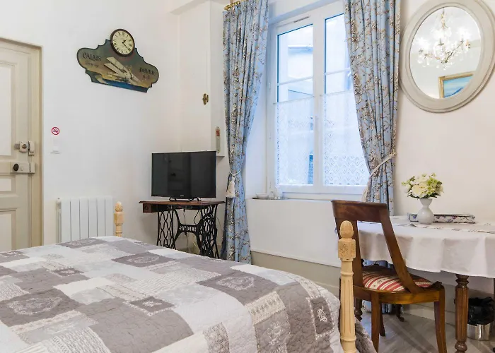 D'hotes Le Petit Tertre Oda ve Kahvaltı 4*